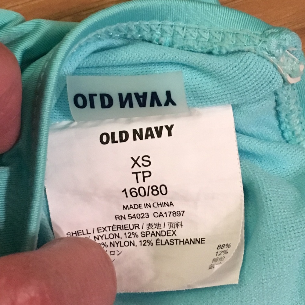 Old Navy Ruffle bikini - Picture 5 of 7